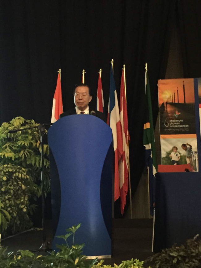 張學(xué)武董事長參加南非世界休閑大會并作大會主題發(fā)言（圖）