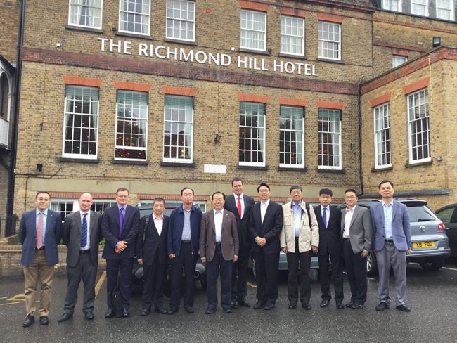 集團(tuán)董事會成員考察英國酒店項(xiàng)目（圖）