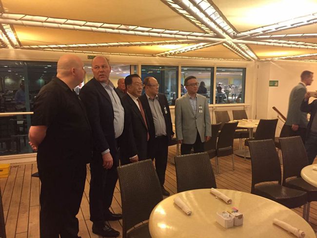 集團(tuán)領(lǐng)導(dǎo)考察太平洋公主號郵輪（圖）
