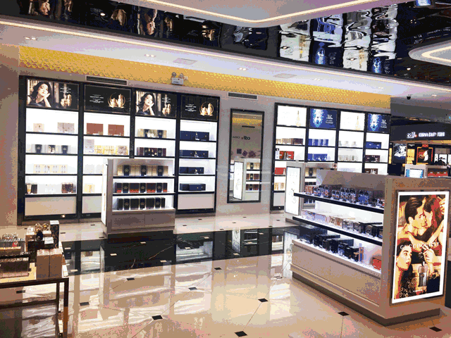 重慶機(jī)場(chǎng)11 動(dòng)畫.gif