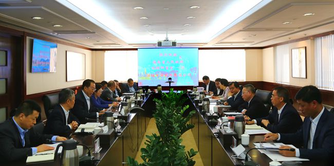 集團(tuán)主要領(lǐng)導(dǎo)會(huì)見(jiàn)海南省人民政府省長(zhǎng)沈曉明一行（圖）