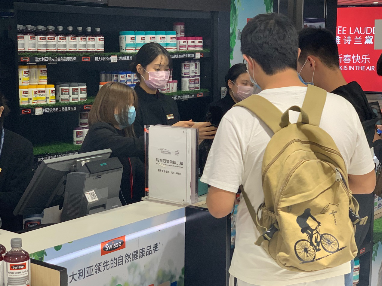 【中國免稅人在行動?一線直擊篇】之三：抗“疫”前線，服務(wù)不打烊！